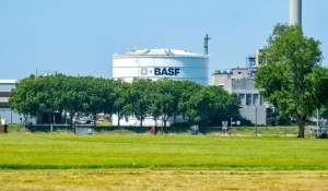 سرمایه‌گذاری تازه در قلب زنجیره تأمین - شرکت BASF تولید مواد اولیه کرم و ضدآفتاب را در اروپا گسترش داد